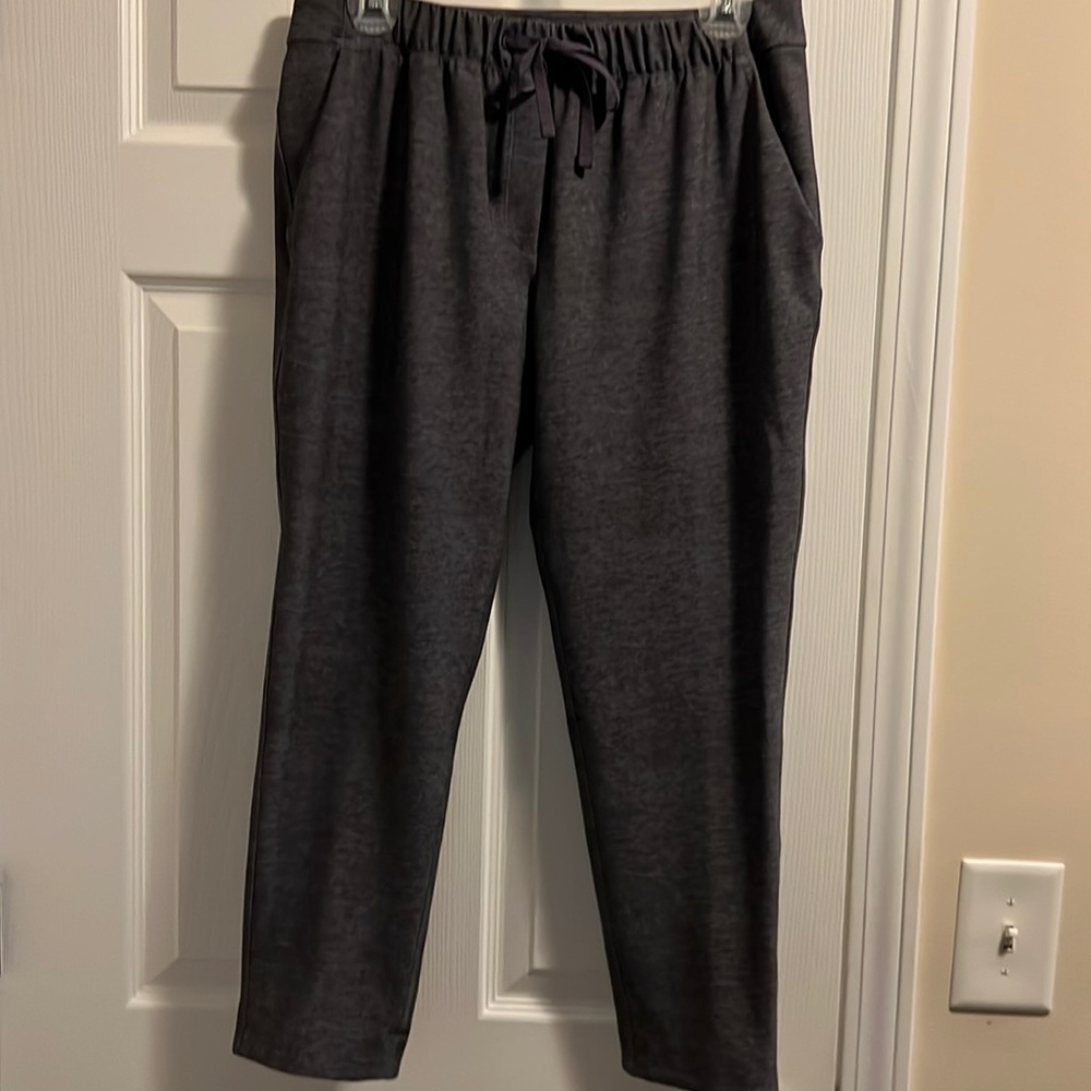 Dark gray lululemon cropped dress pant